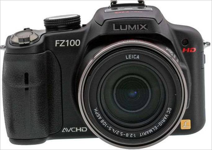 Panasonic Lumix DMC-FZ100 kompakt fényképezőgép