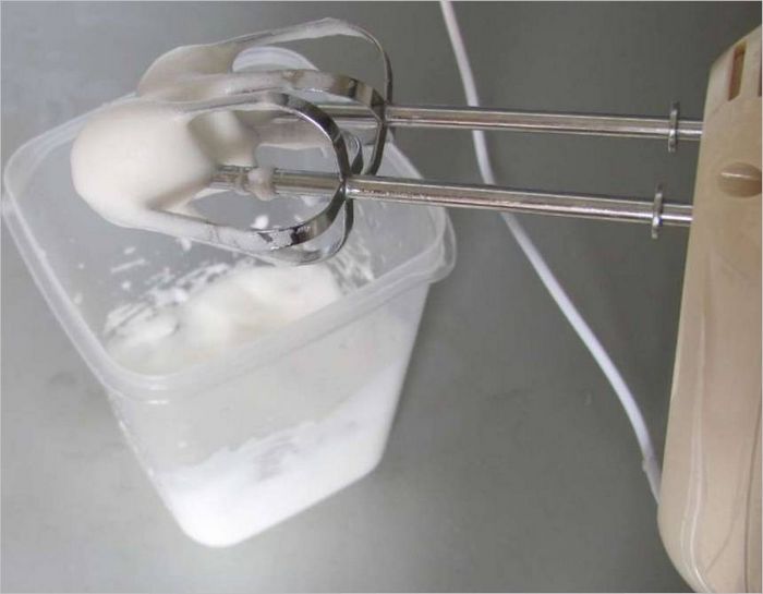 VES 3004 kézi mixer - krém
