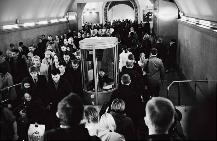 A Metro sorozatból. 2012