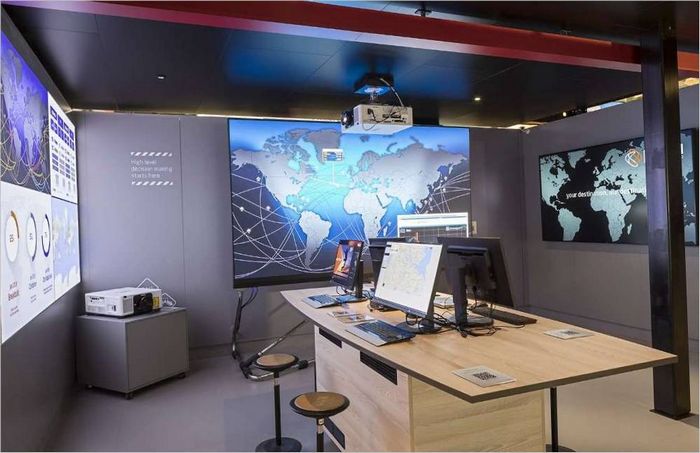 ise2023_nec_stand_hiperwall_scenario